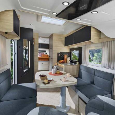 intérieur camping car intégral challenger