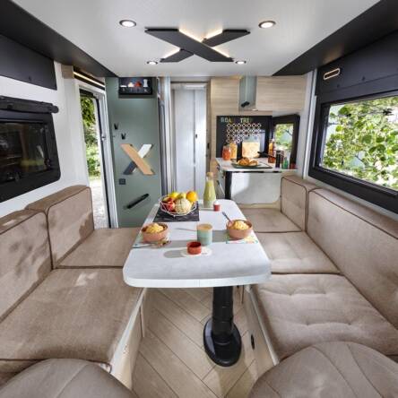 interieur x150 Challenger